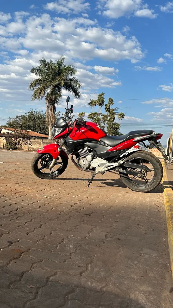 CB300R 2010  - Foto 3
