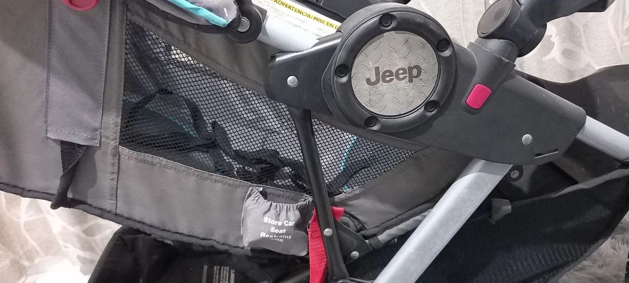 Carrinho de bebê Jeep Liberty Limited - Foto 5