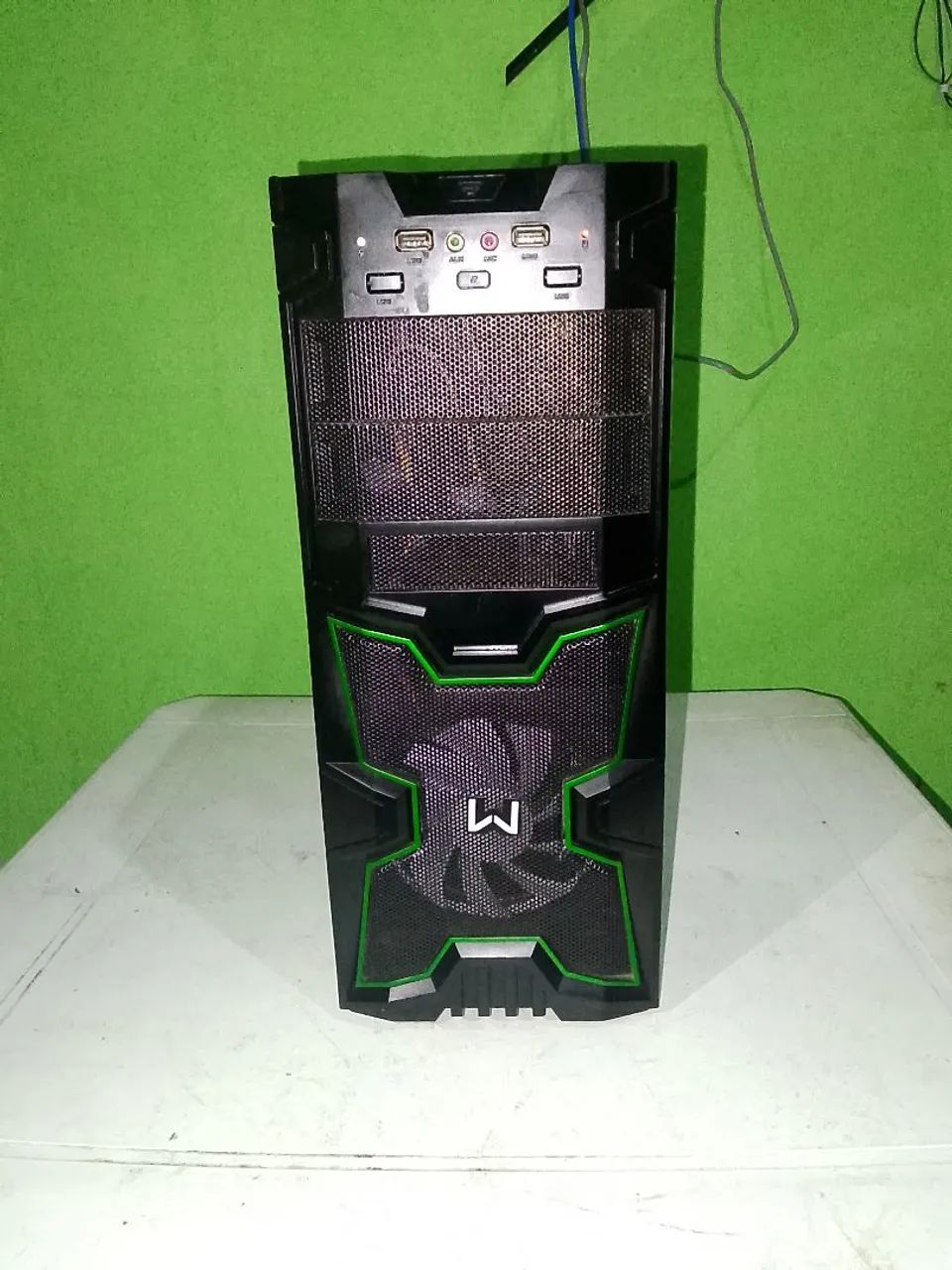 CPU Intel core i3 4160 + 8 ram + HD 500