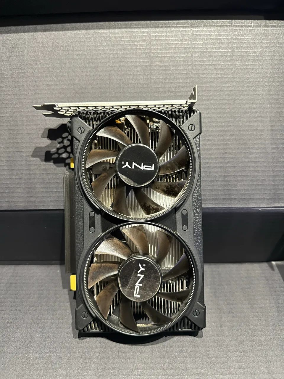 PNY GTX 1650 4GB USADA  - Foto 2