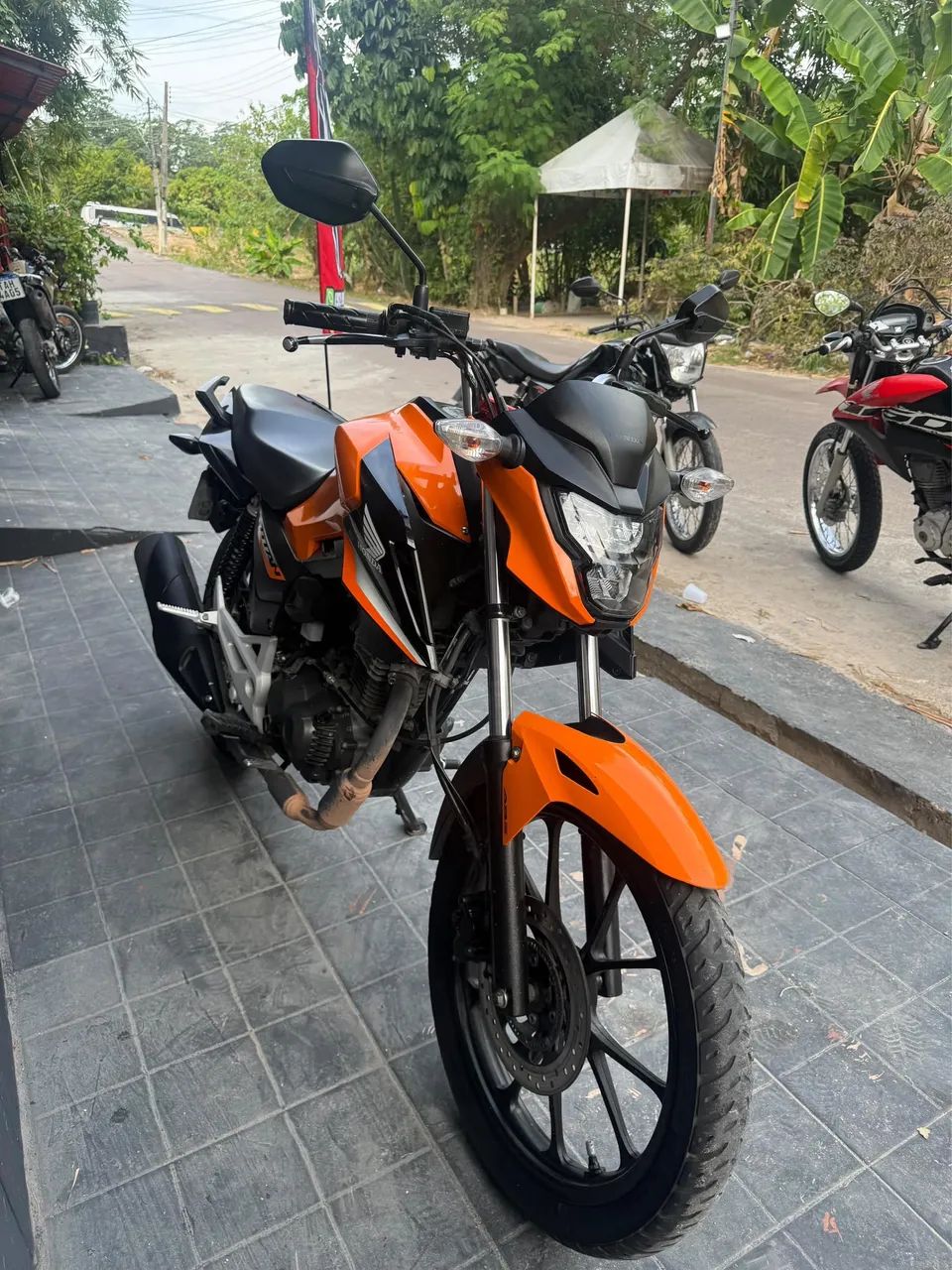 Honda TITAN  - Foto 2