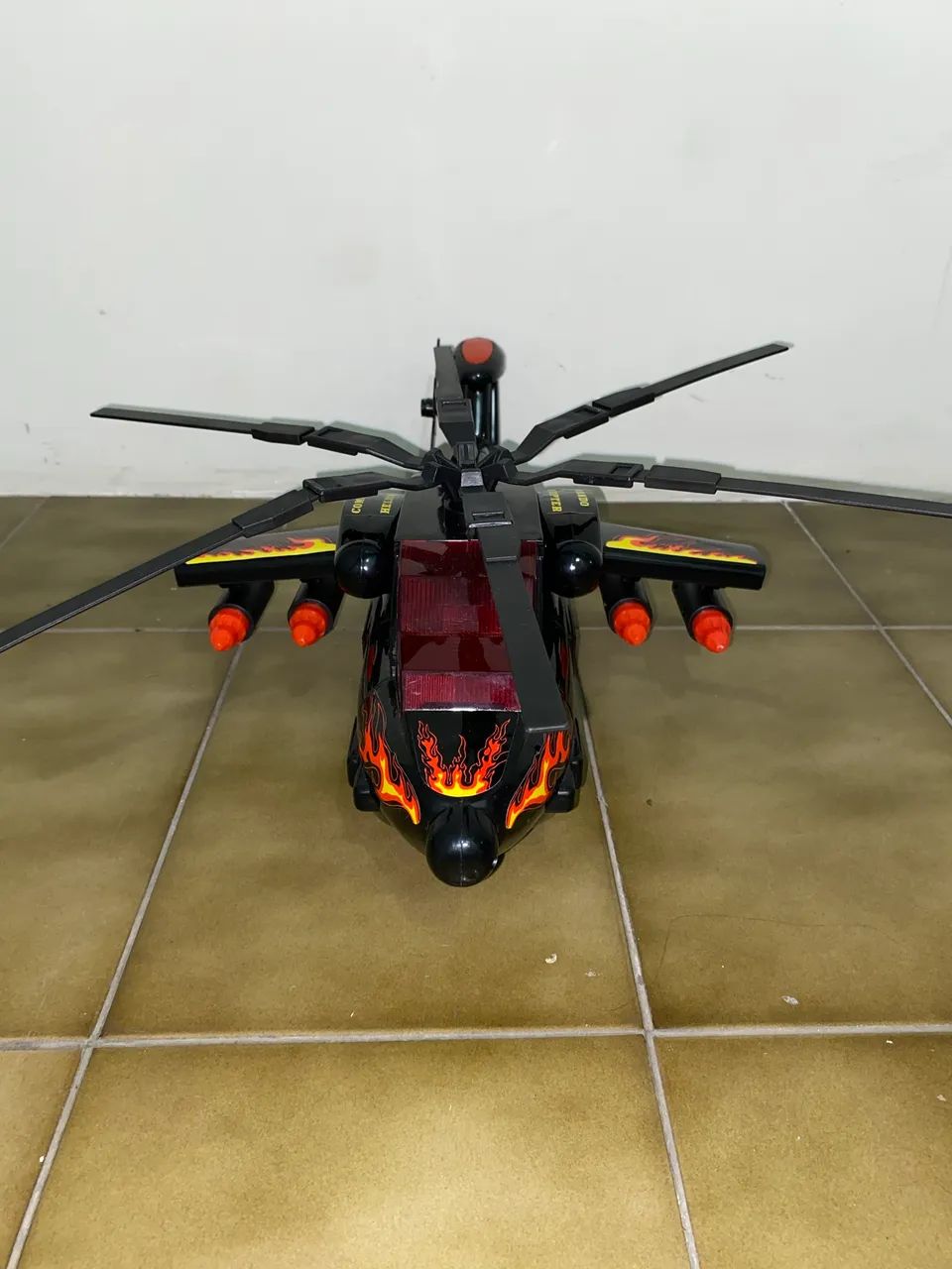 Helicóptero commando - Foto 5