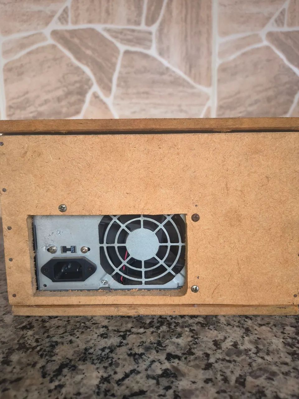 Rádio Toca Fitas com Caixa de Som 110/220v - Foto 2