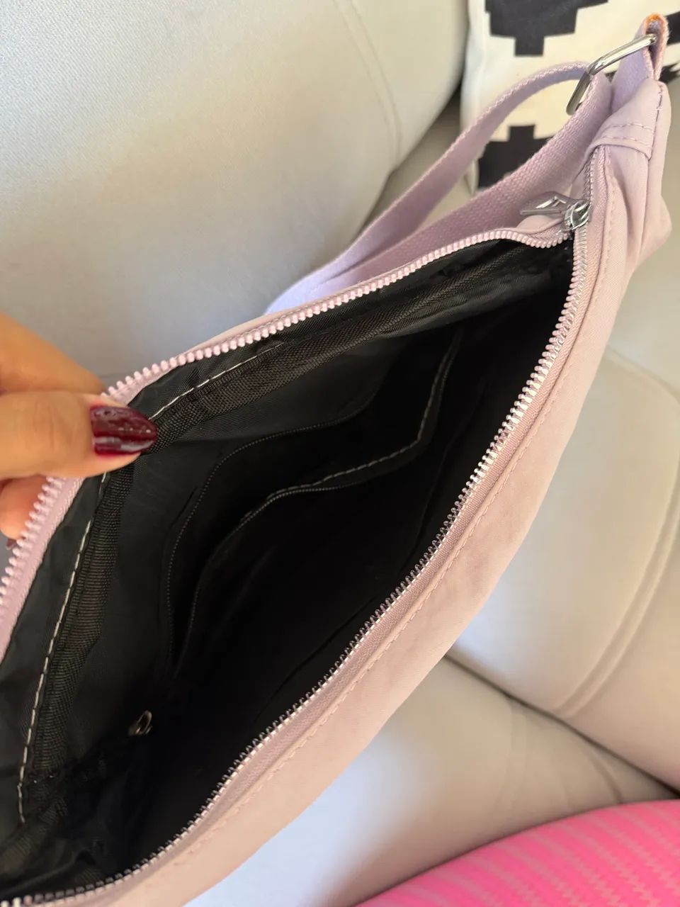 Bolsa transversal lilás média  - Foto 4