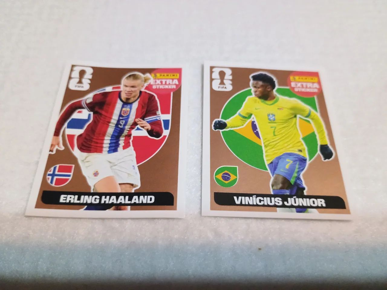 Figurinhas Legends Bronze Vinícius Junior e Erling Haaland. - Foto 4