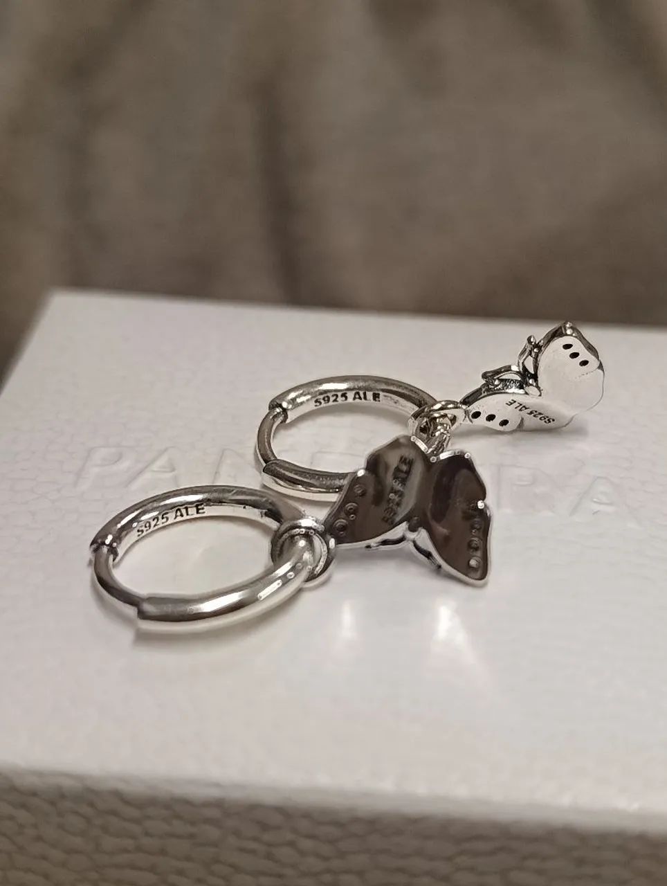 Brinco argola borboleta  - Foto 4