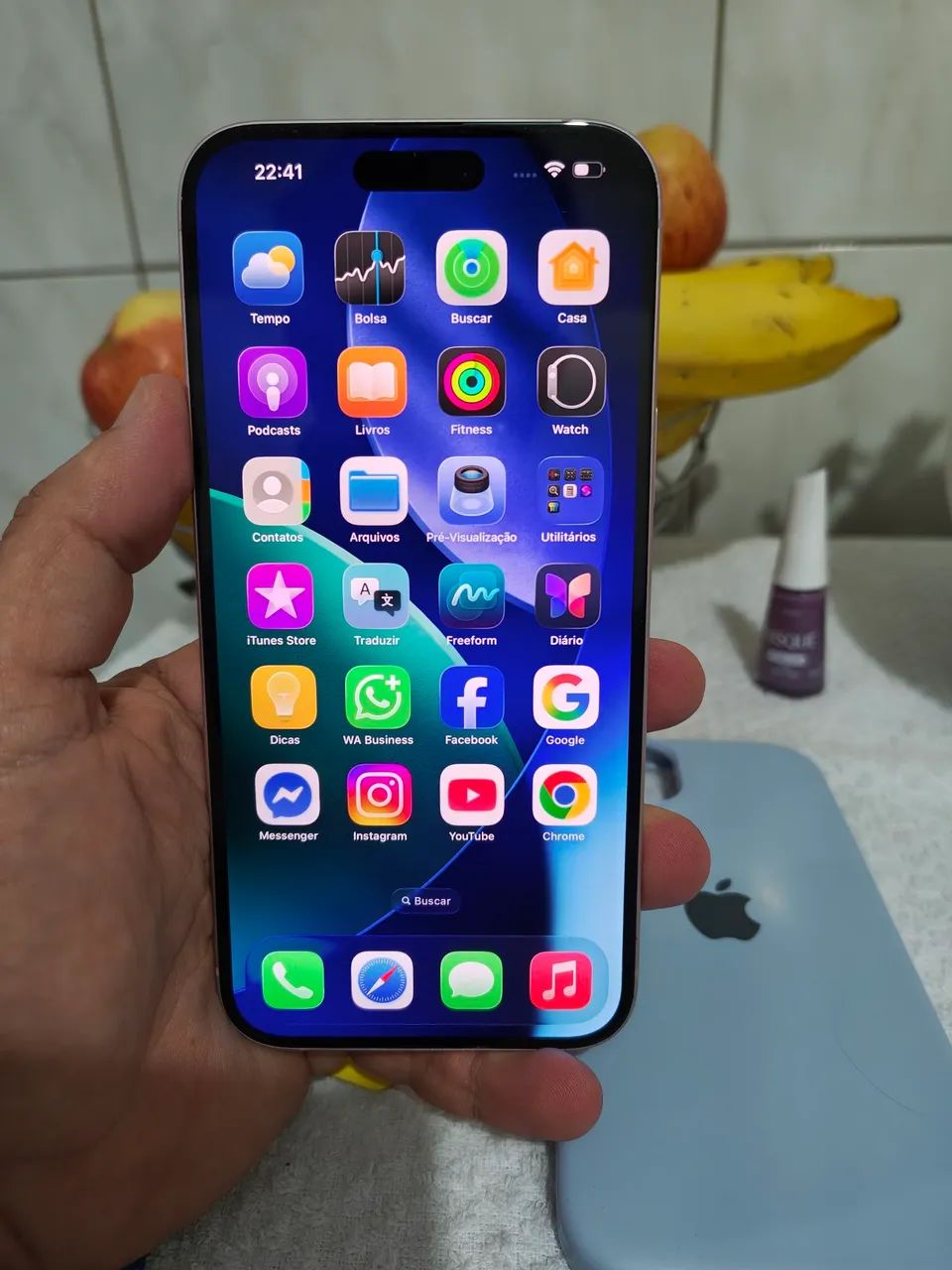 iPhone 15 Plus 