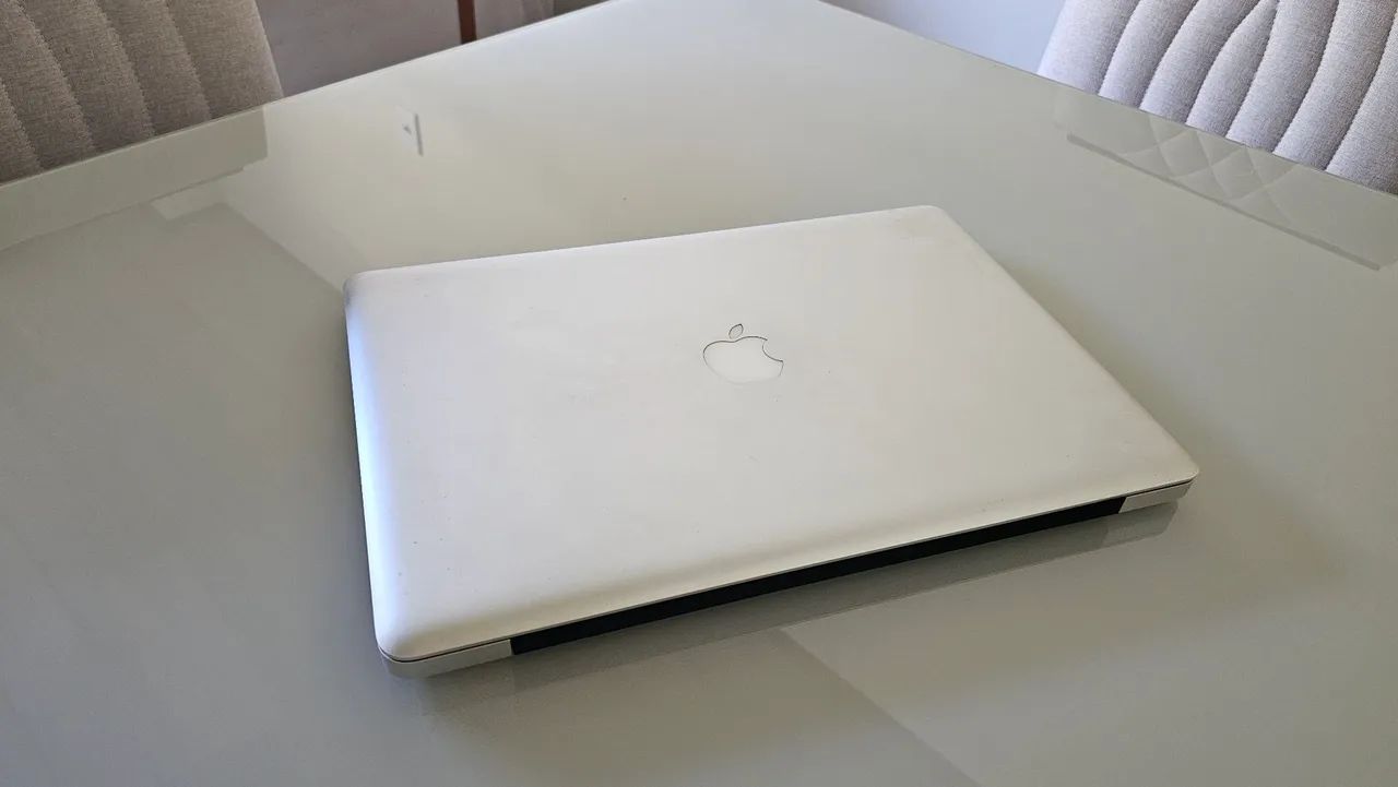 Macbook Pro 15" 2011 i7 quad 8gb SSD bateria nova - Foto 5