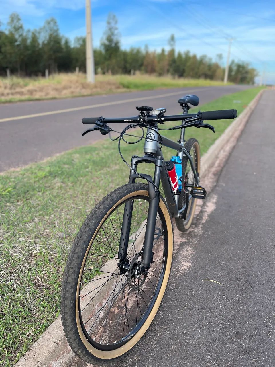 Bicicleta MTB ABSOLUTE - Foto 5