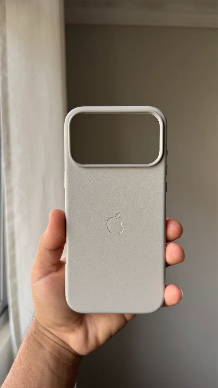 CAPA DE COURO + PEL 3D PARA IPHONE 17 PRO MAX - Foto 3