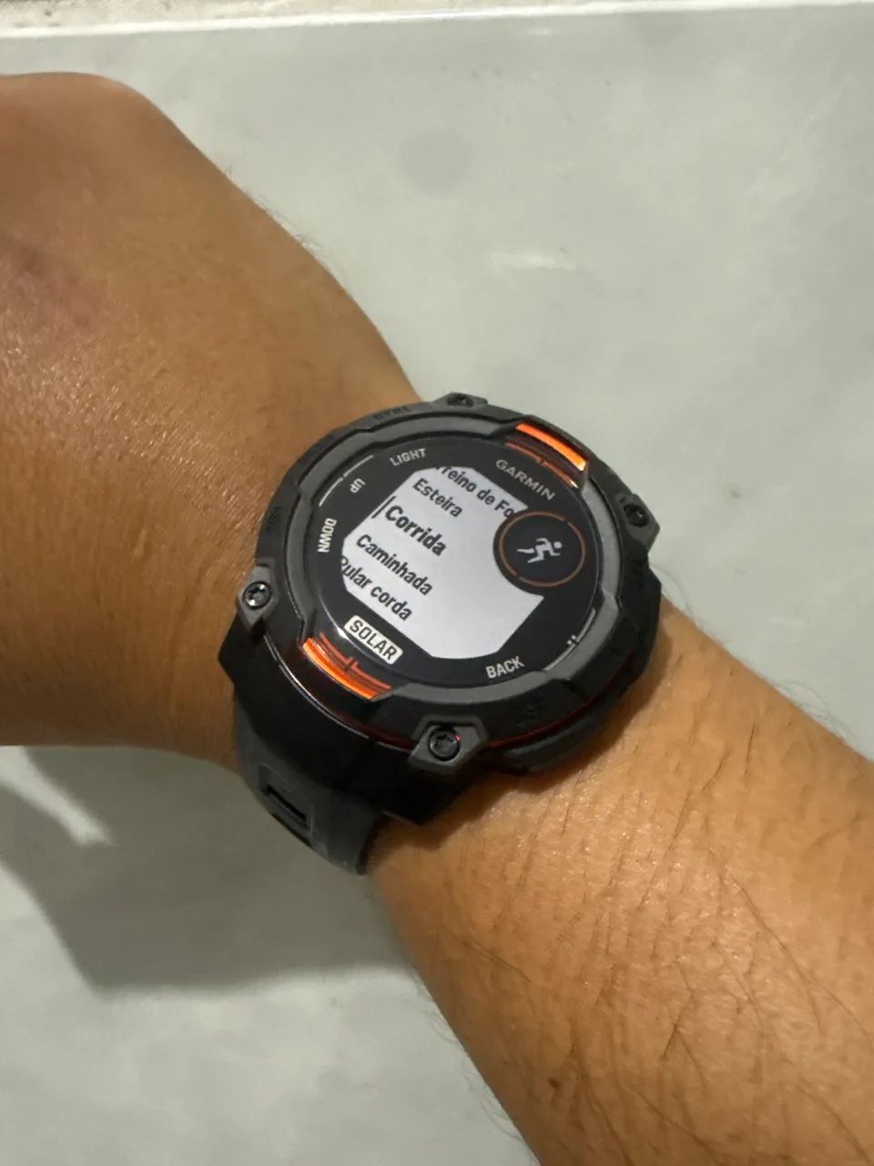 Vendo ou Troco GARMIN INSTINCT 3 SOLAR - Foto 3