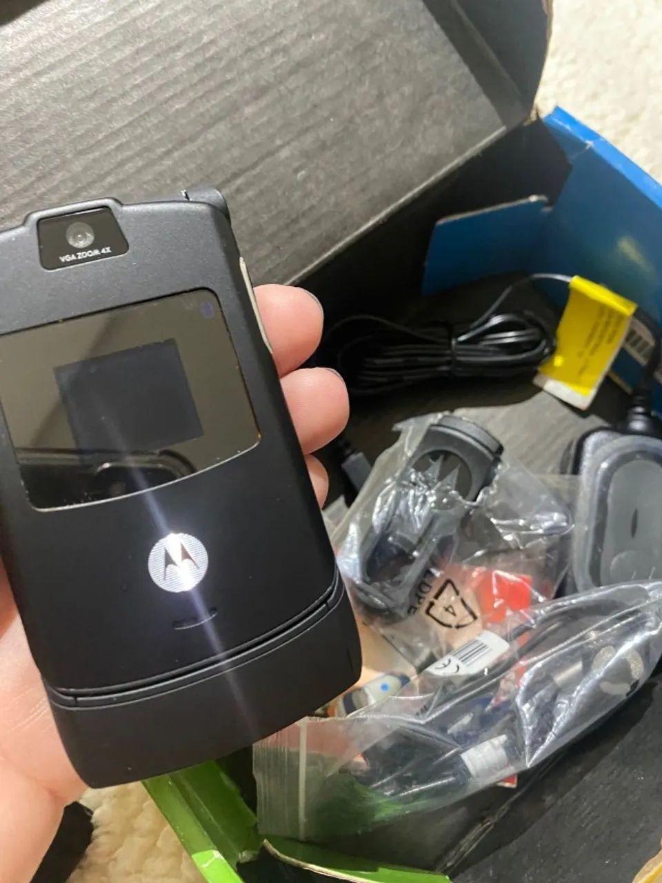 Celular Motorola V3 (Razr) - Foto 5