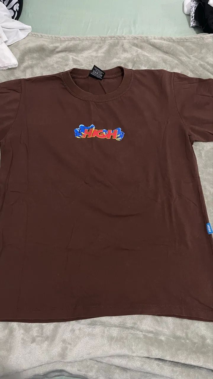 Camiseta HIGH