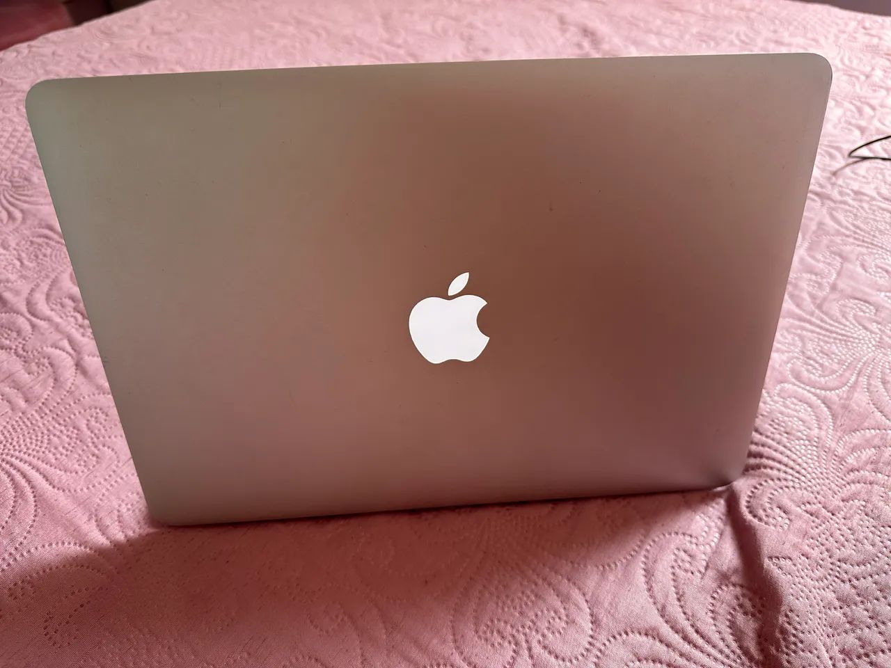 MACBOOK AIR 13 - 2015 - 8gb RAM - 256gb HD - ÚNICA DONA - ESTADO