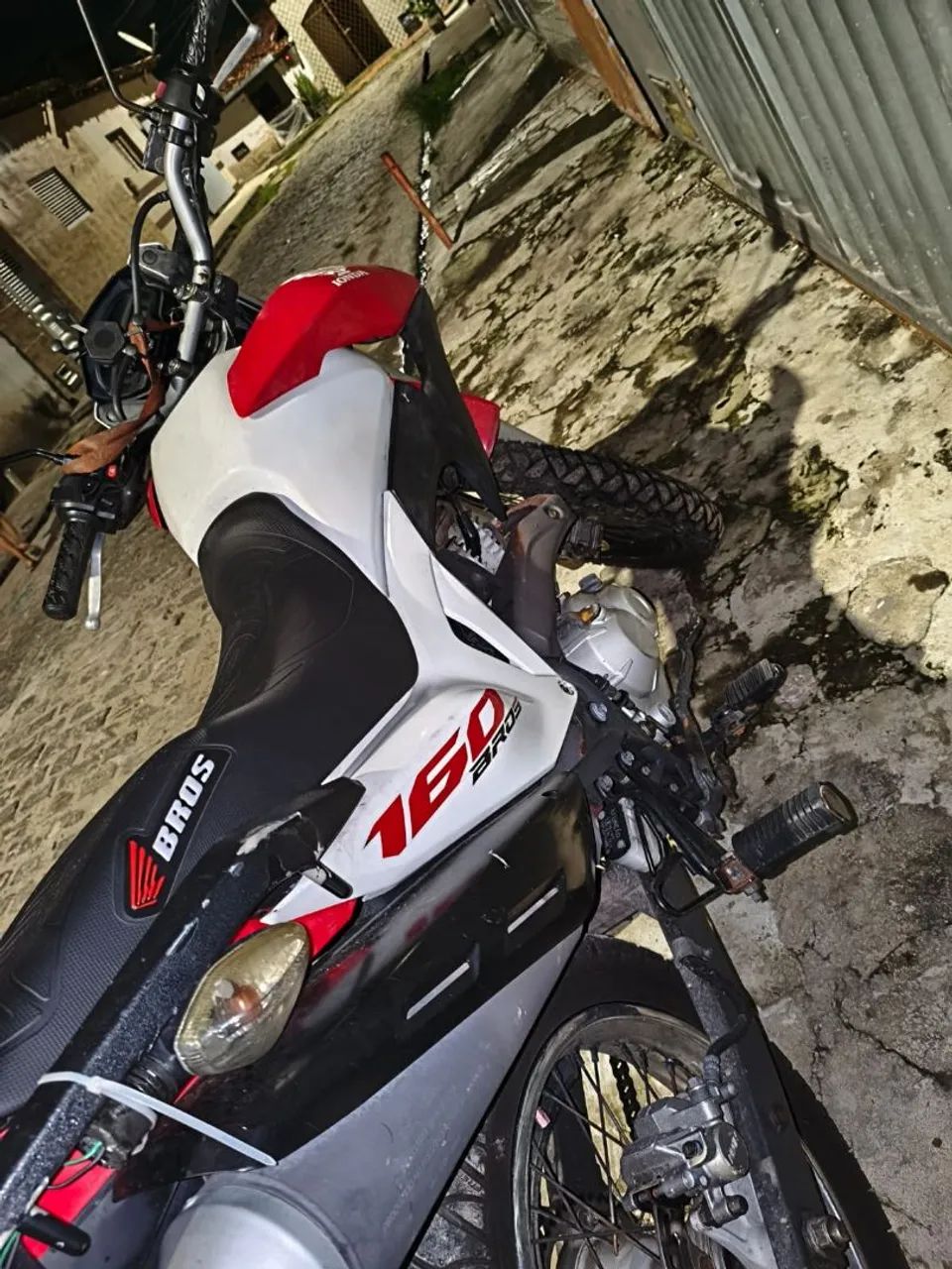 Bros 2017 para alugar - Foto 3