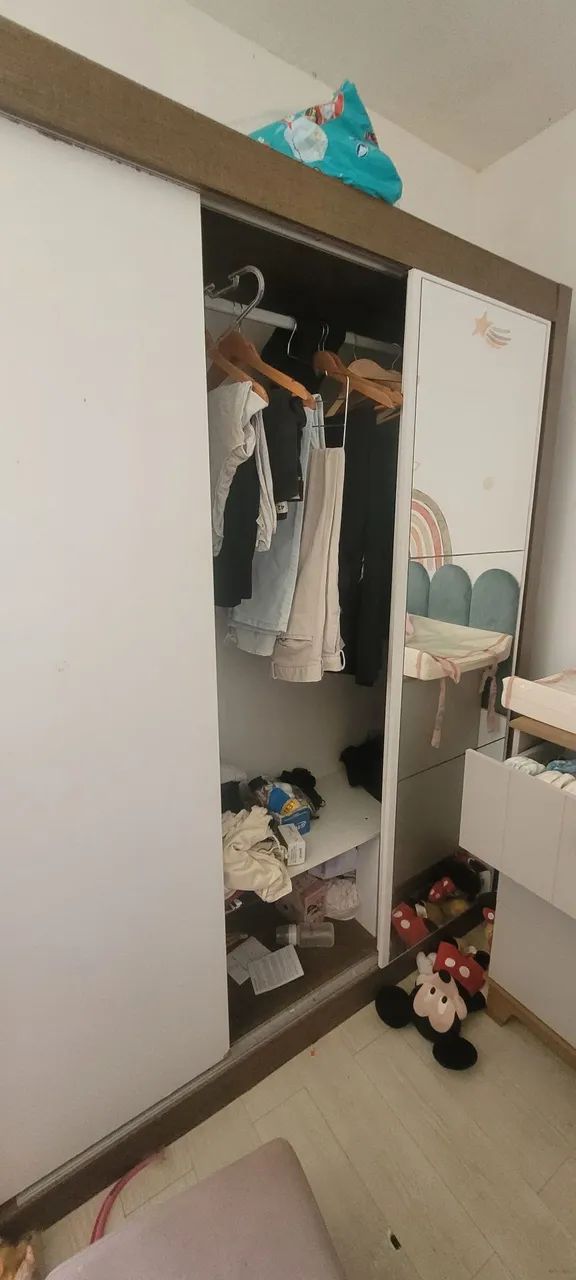 Guarda roupa com porta de correr - Foto 3