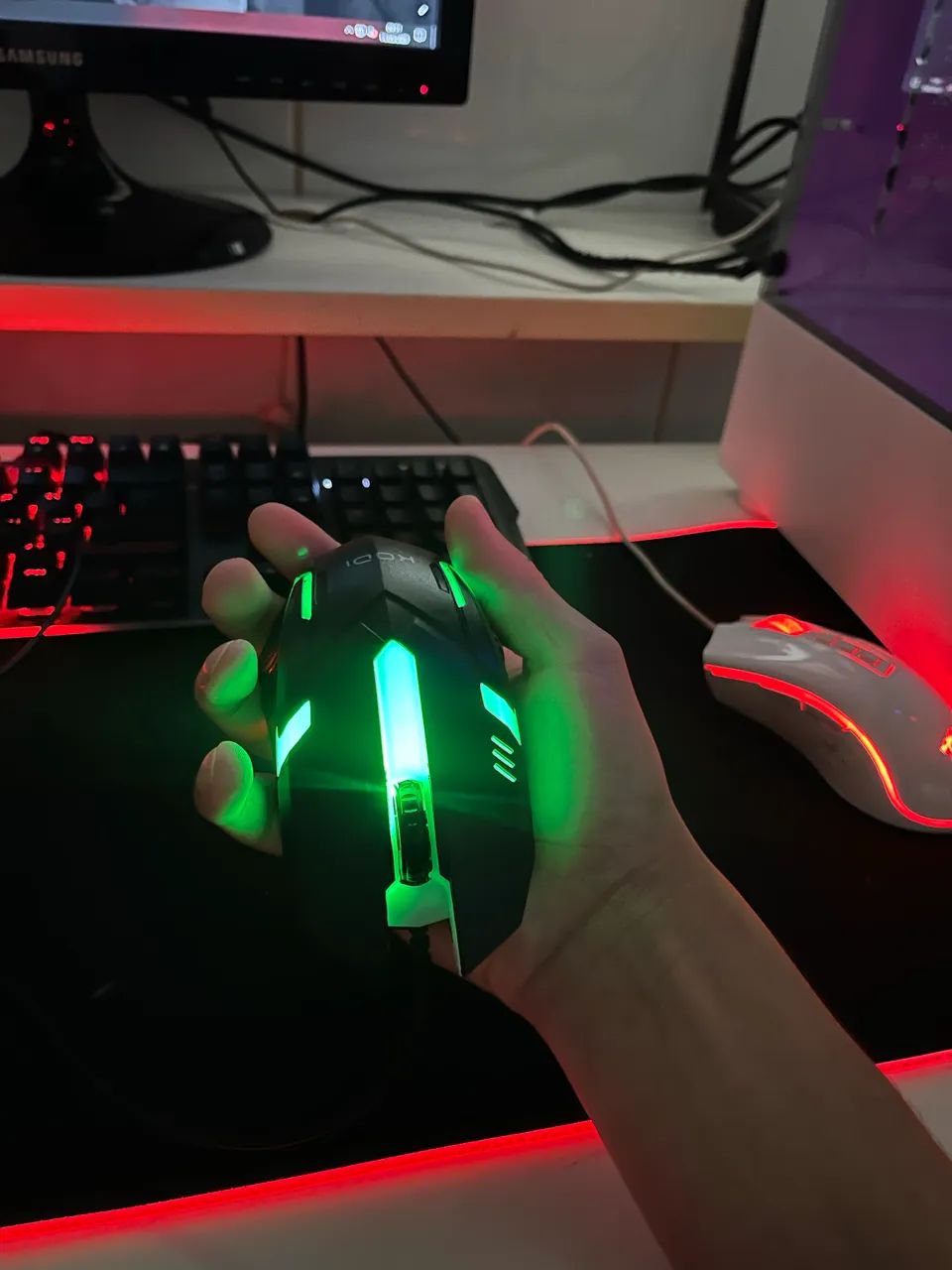 TECLADO MECÂNICO KODI RGB COM MOUSE - Foto 4