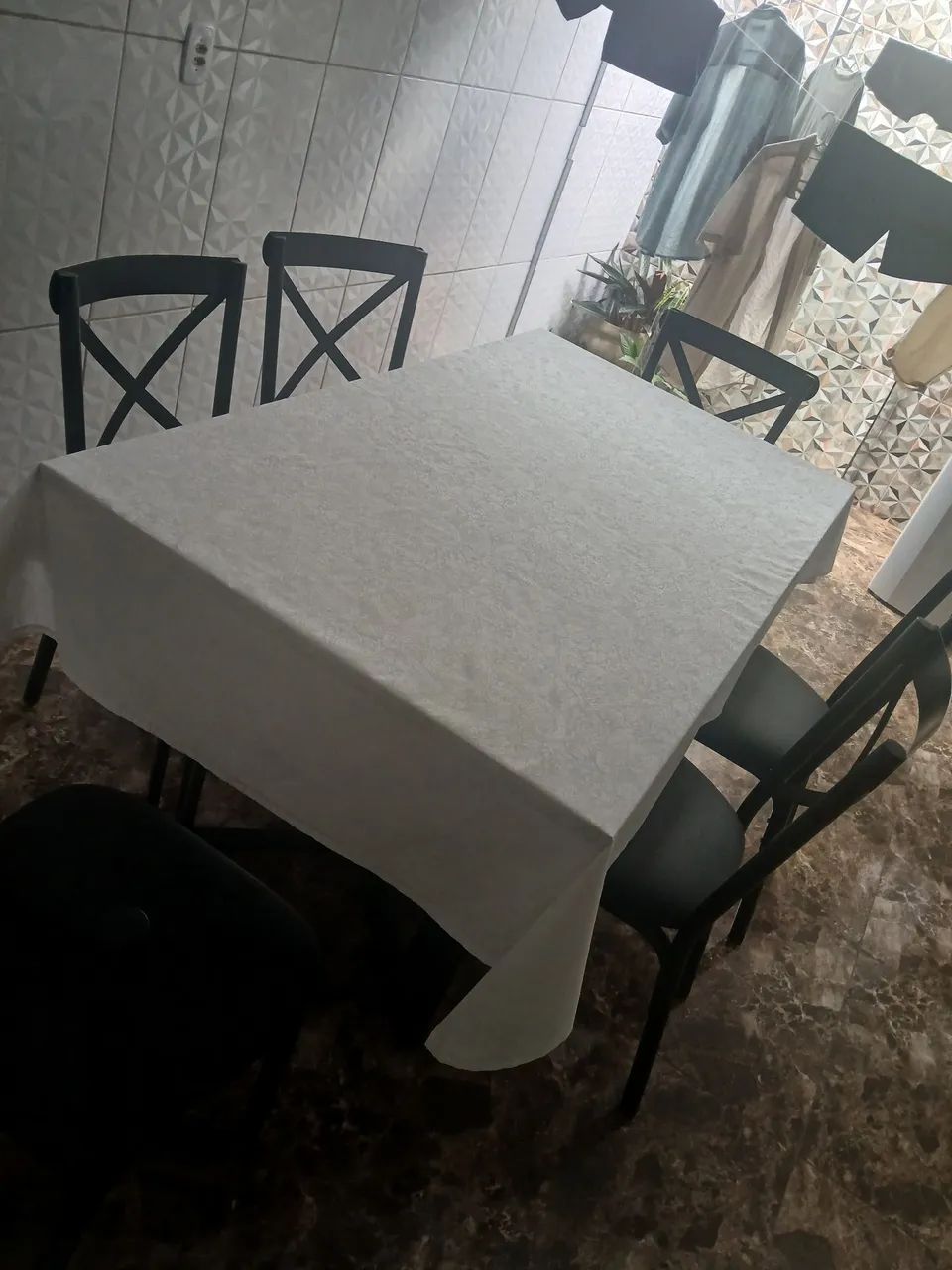 MESA 6 CADEIRA SUPER CONSERVADA  - Foto 2