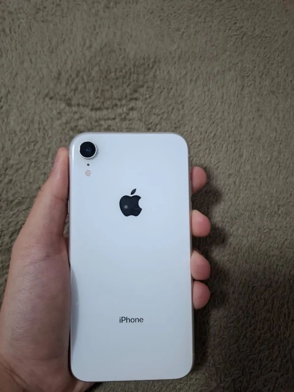 Vendo iPhone XR branco 256gb urgente! - Foto 3