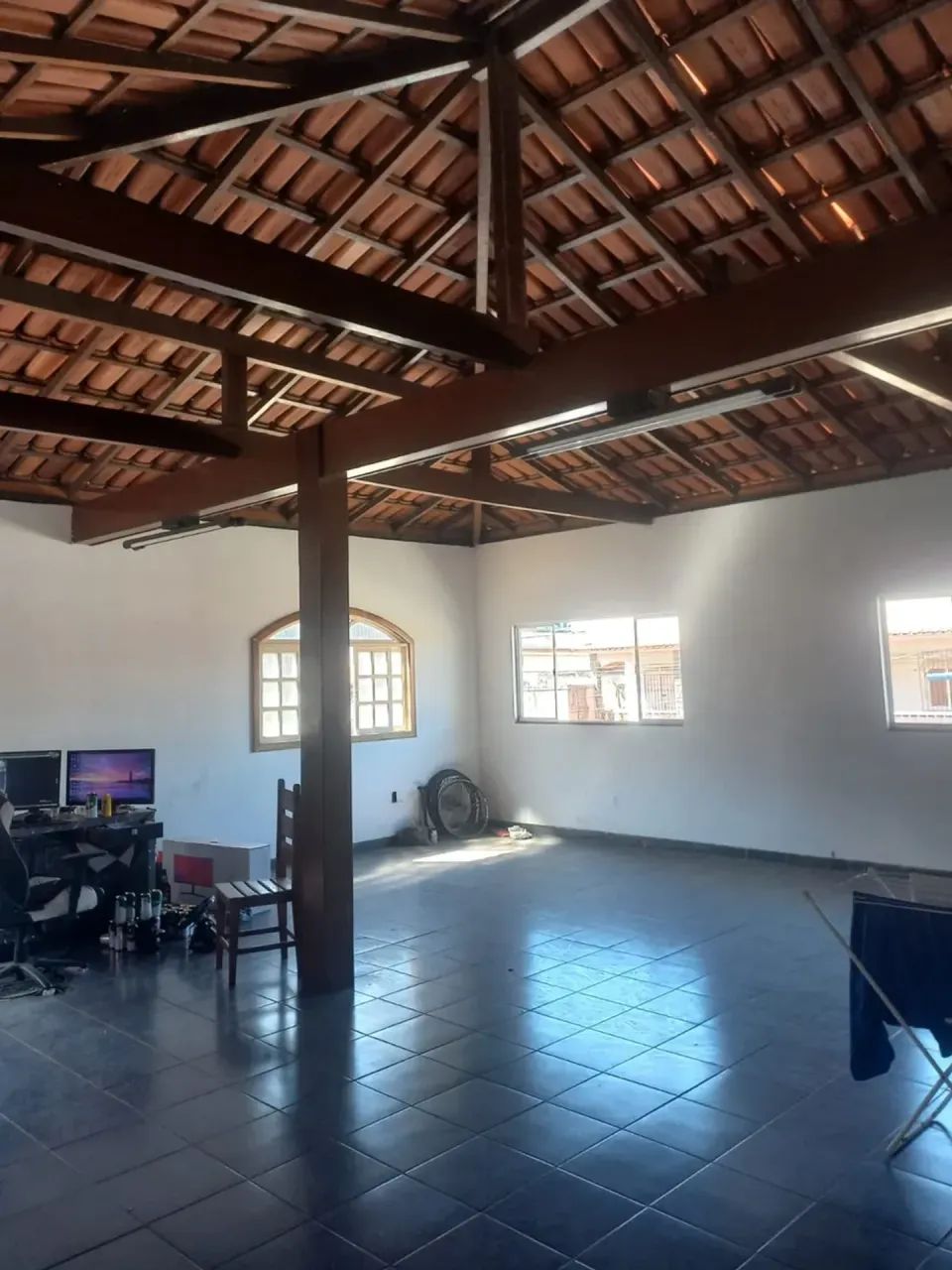 OPORTUNIDADE PARA MORAR EM UMA CASA MUITO BEM CONSTRUÍDA COM 4 SUÌTES - Foto 5