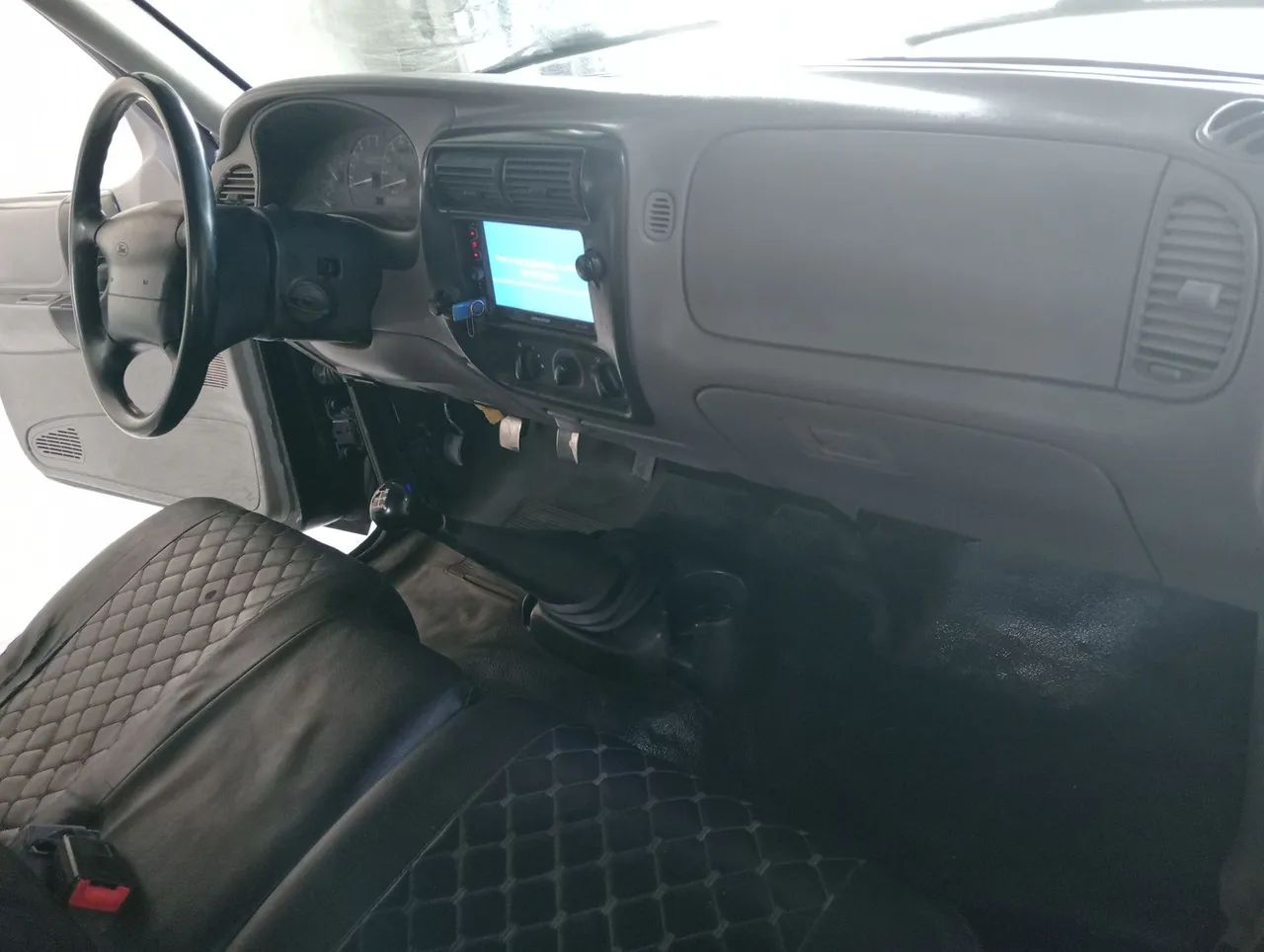Ford Ranger 2.5i CS 1998 - Foto 4