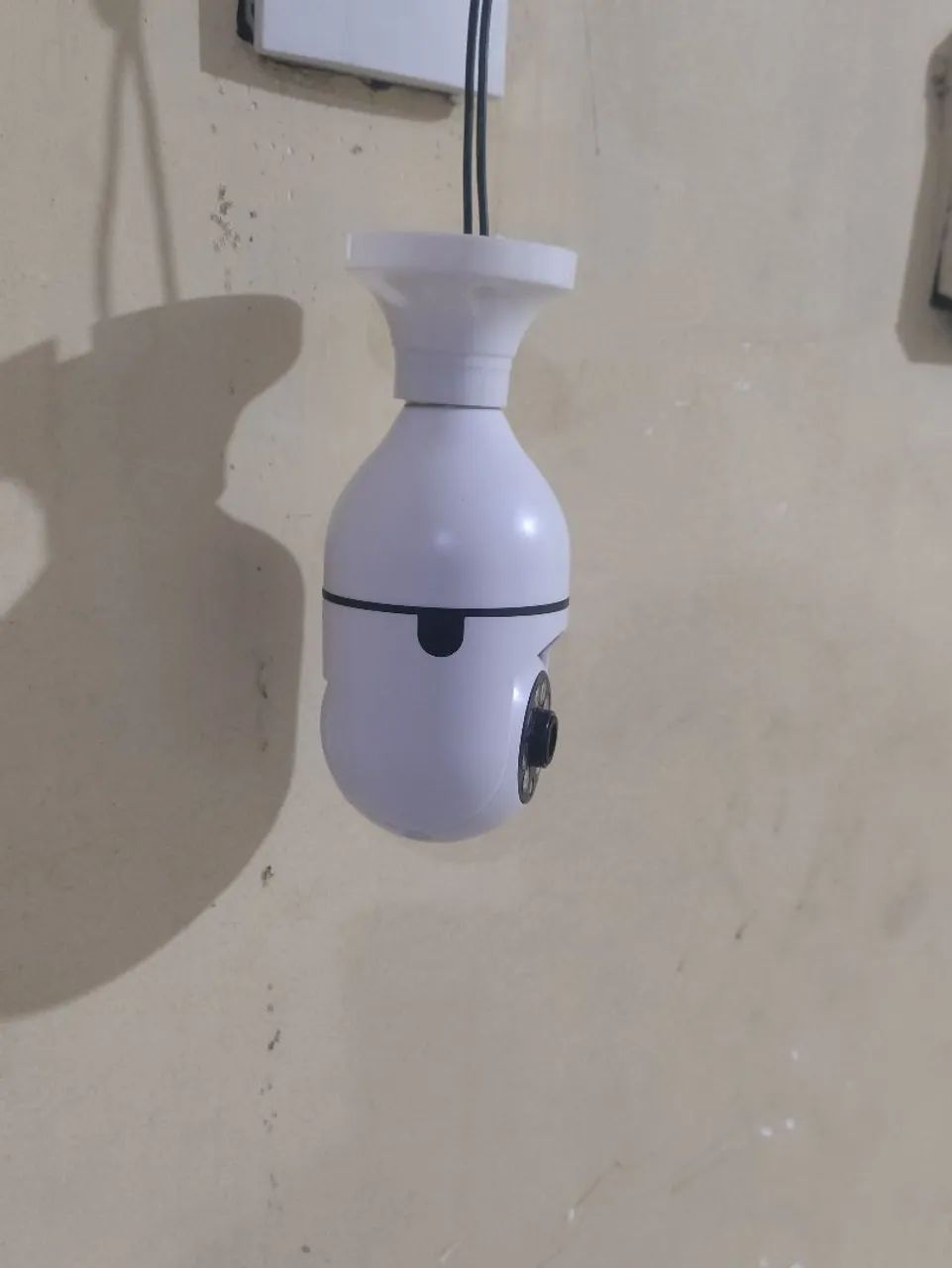 Câmera Lâmpada de Segurança IP Wi-Fi 360°  - Foto 2