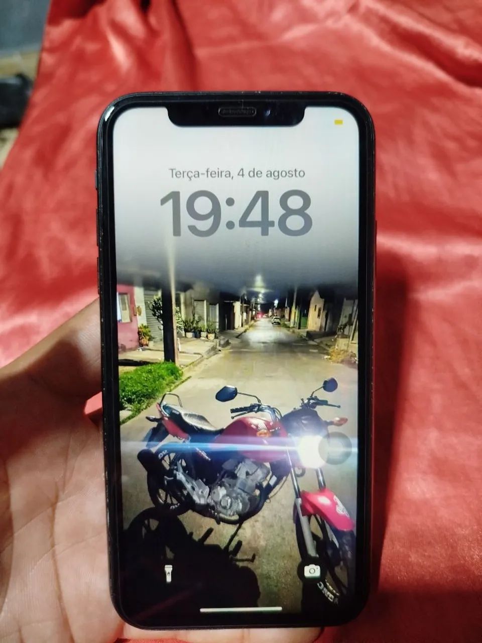 iPhone xr 
