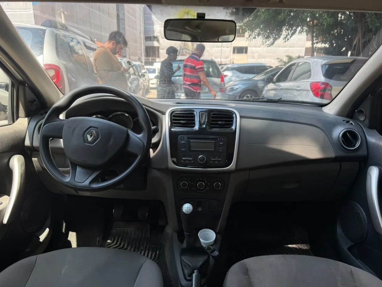 Renault Logan Expression Flex 1.0 12V 4P 2014 - Foto 4