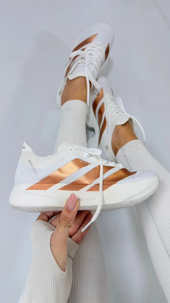 Tenis Adizero adios pro 4  Off Branco bronze 