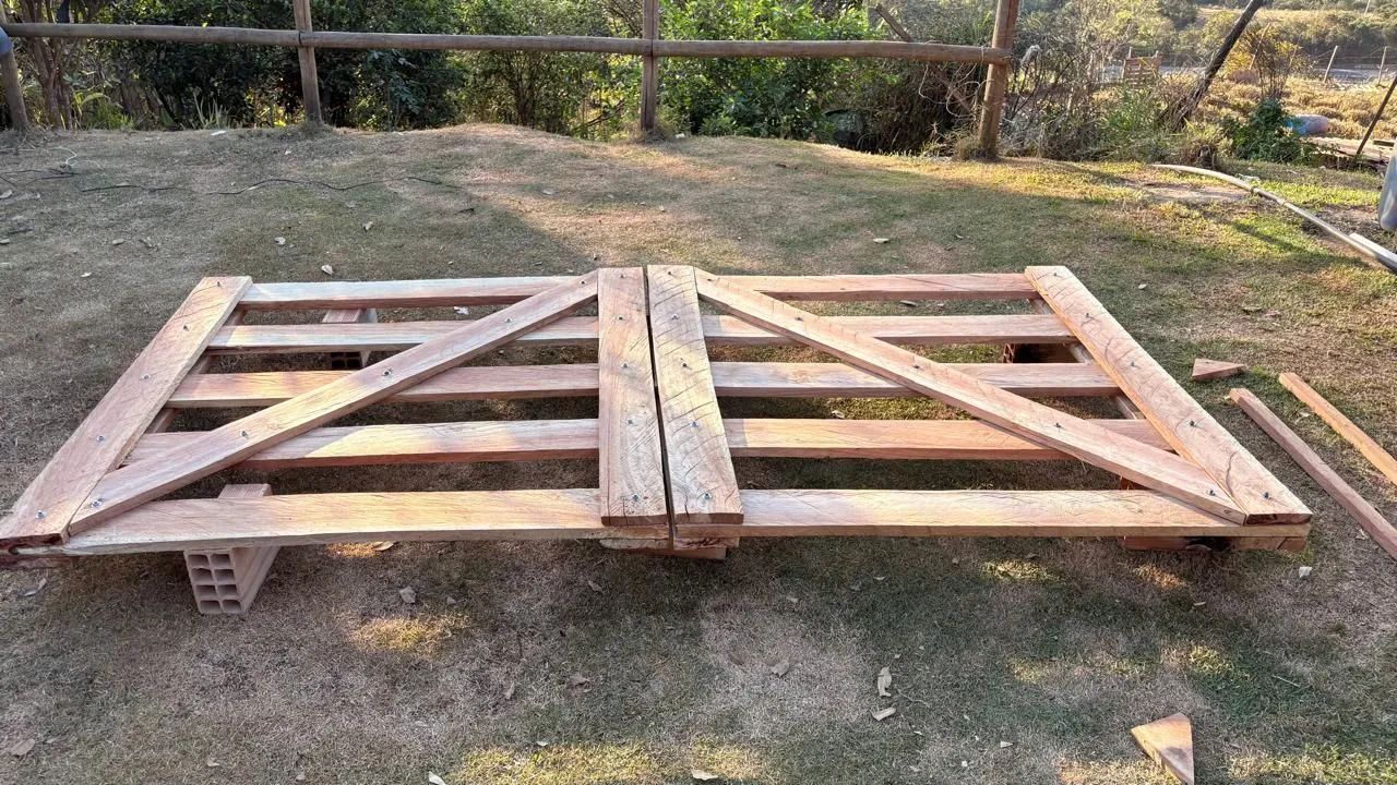 Porteira de eucalipto  - Foto 2
