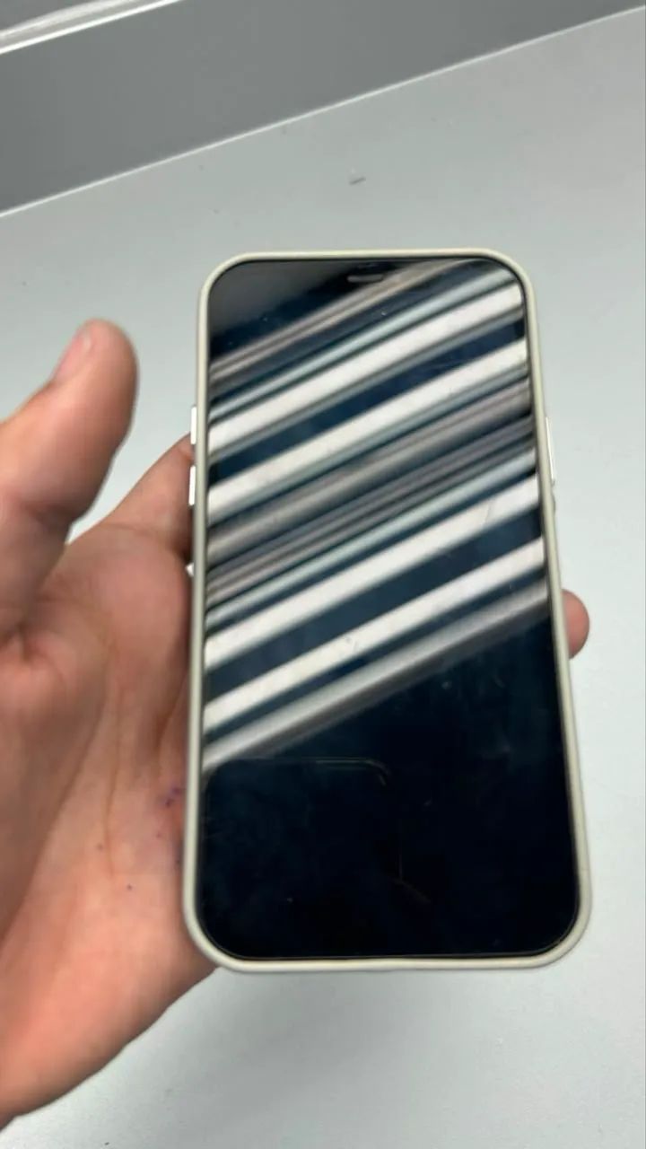 iPhone 12 - Foto 2