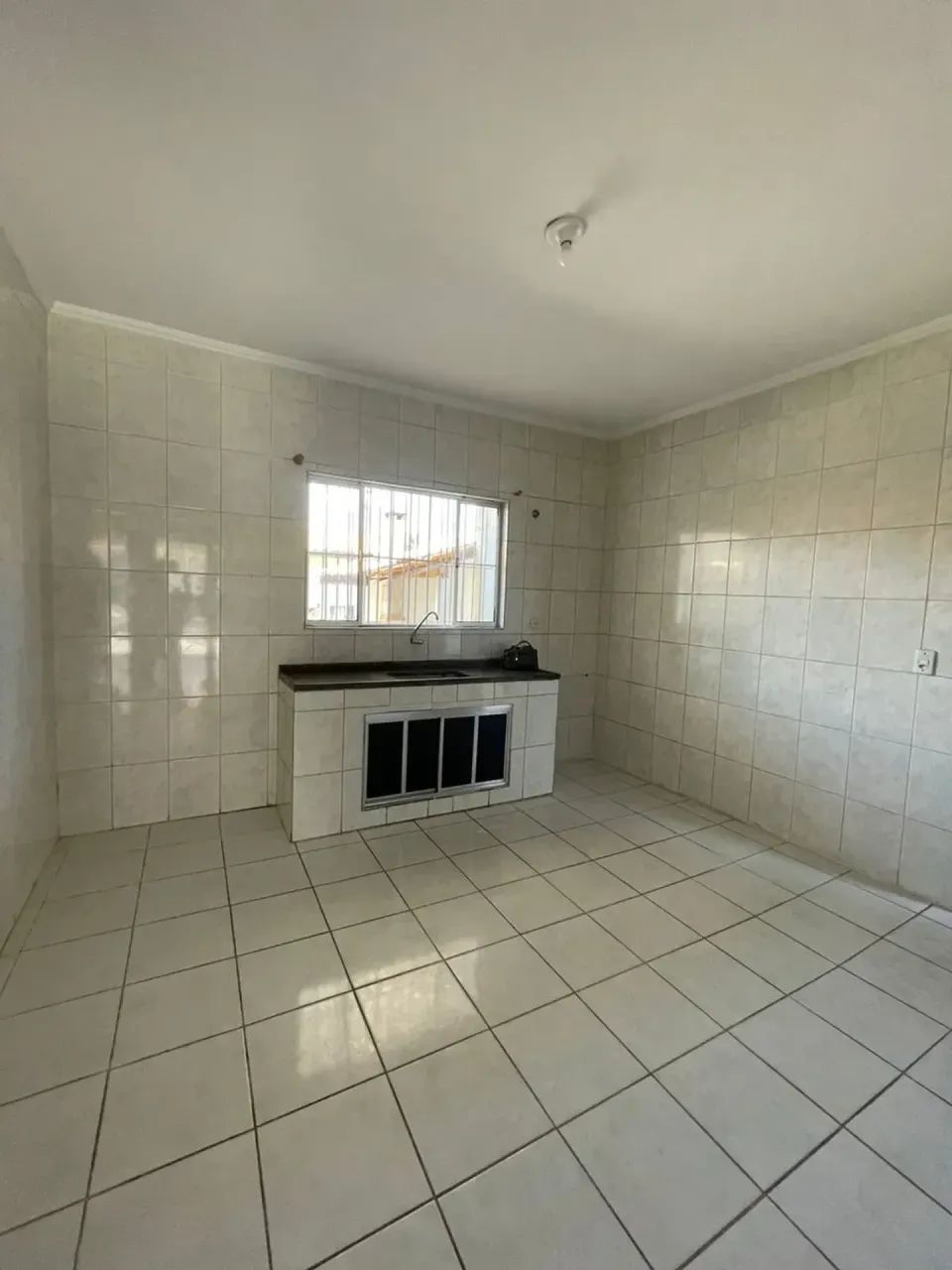 Casa à Venda bairro Vila Guilhermina - Foto 5