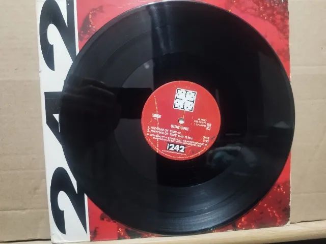 LP Front 242 - Rhythm Of Time (12' Importado)  - Foto 4