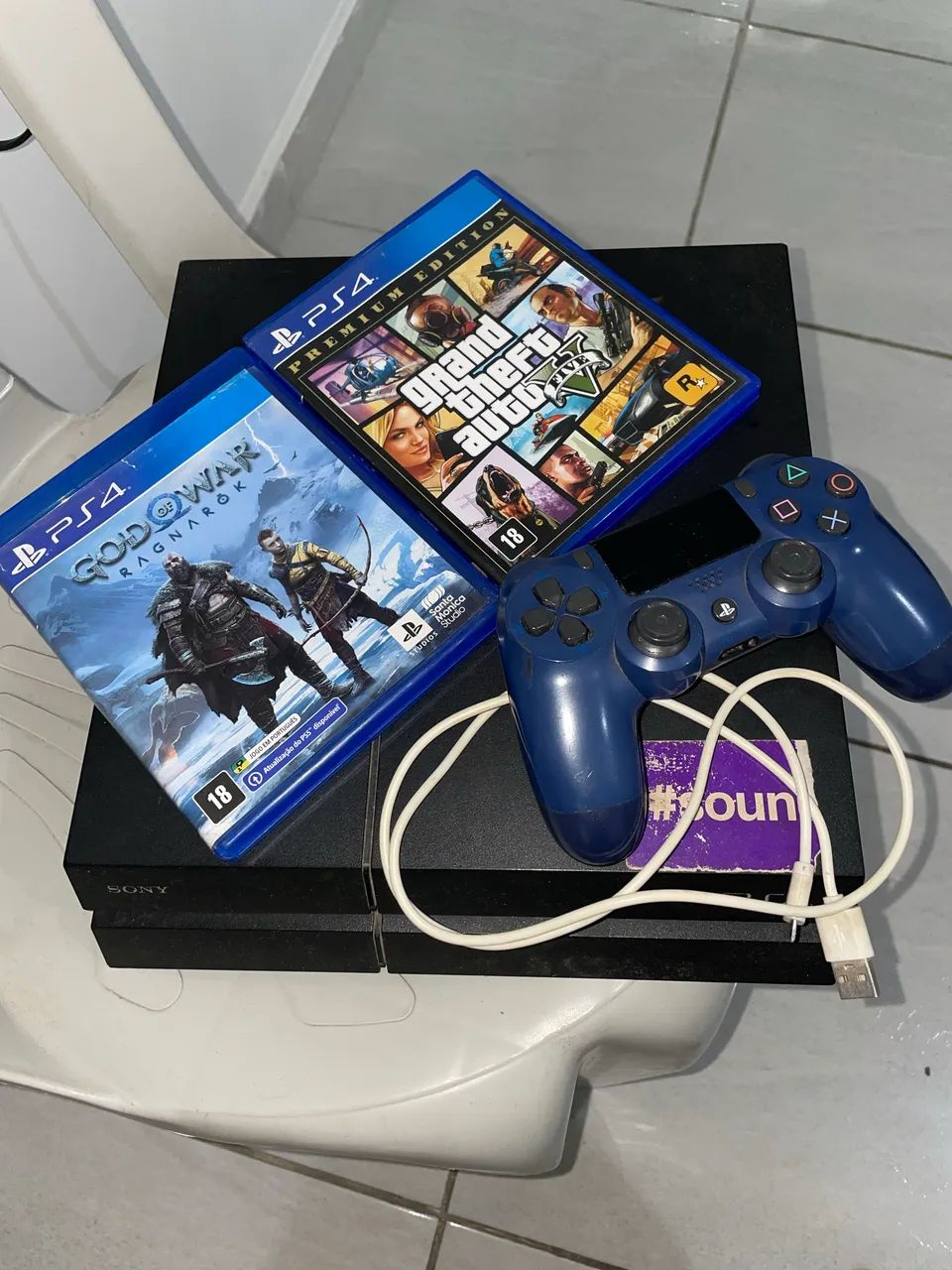 VENDO PLAYSTATION 4 