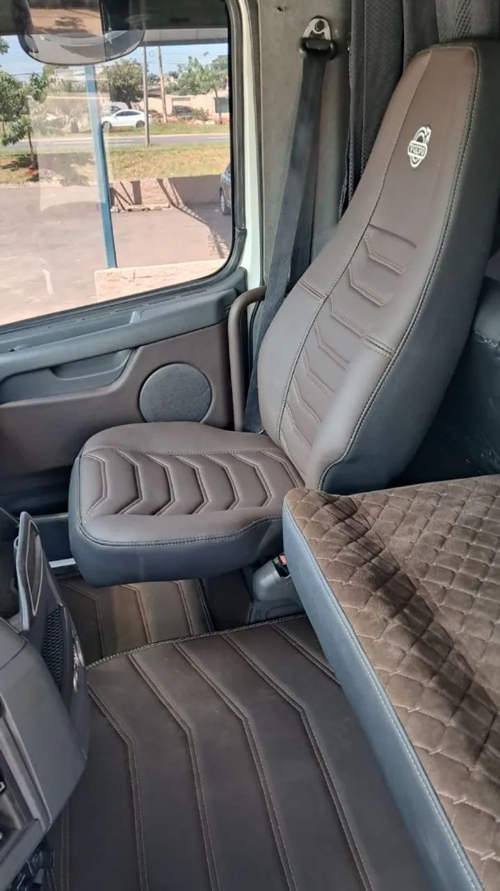 VOLVO FH 460 TRAÇADO 2014 - Foto 2