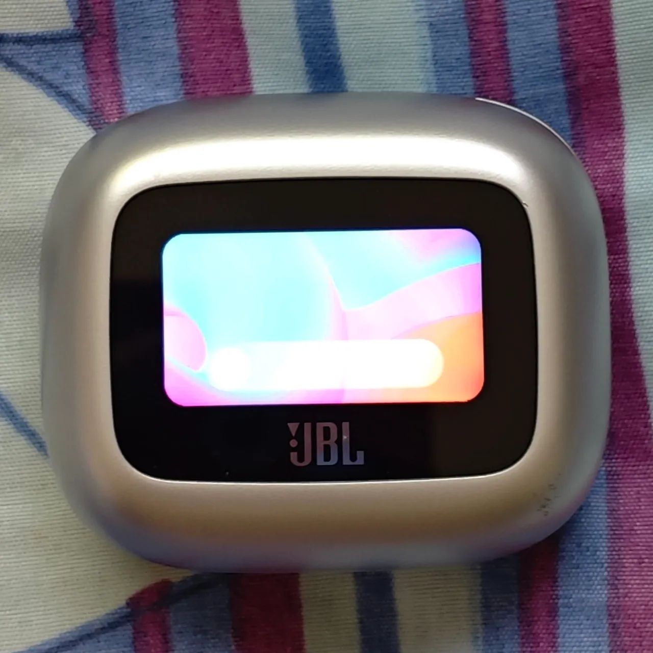 JBL Live Beam 3 (detalhe no estojo) - Fones de Ouvido - Serraria