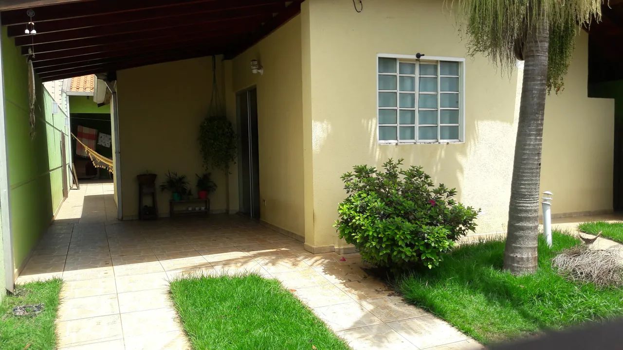 Casa condomínio perto UCDB