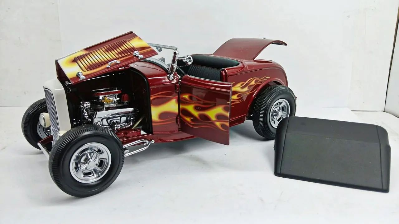 自動車 Coca-Cola Ford Roadster 1/18 Miniatura Ford Roadster 1929 1/18 - Hobbies e coleções - Vila