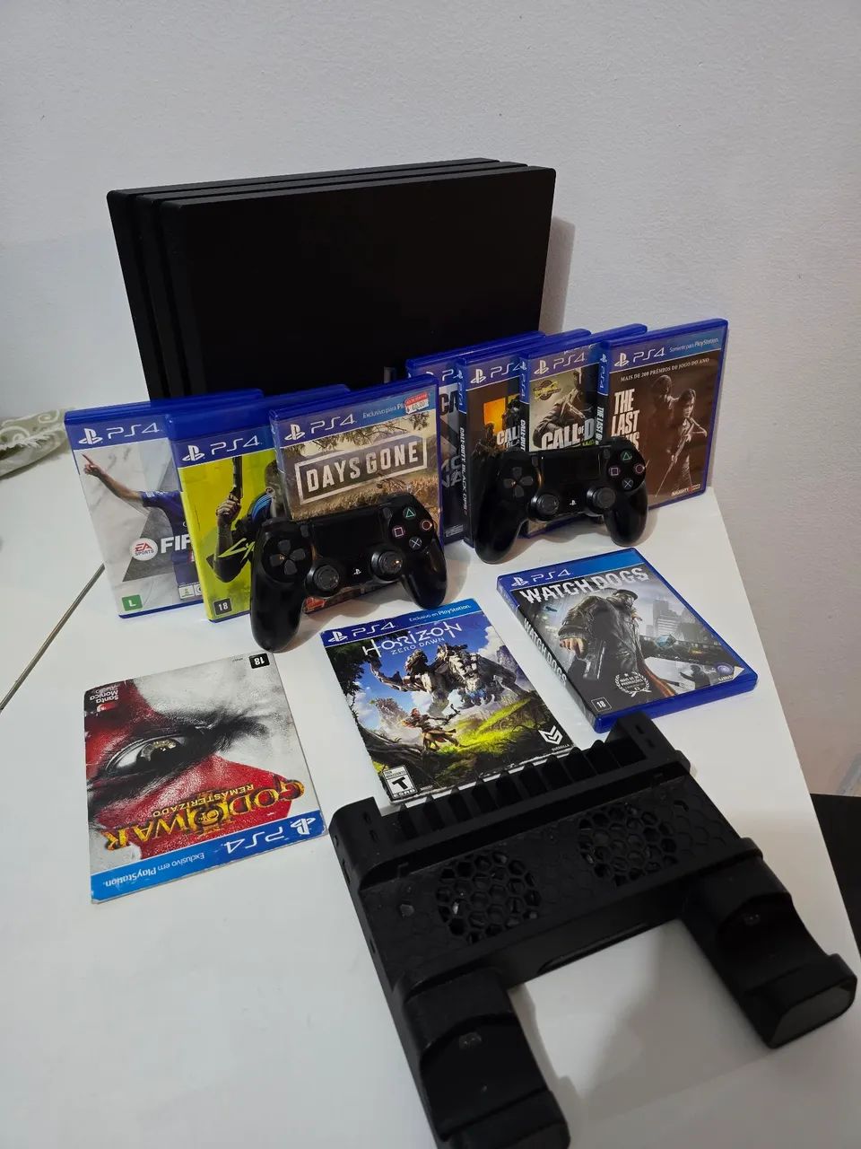 Playstation 4 Pro + 10 jogos - Foto 2