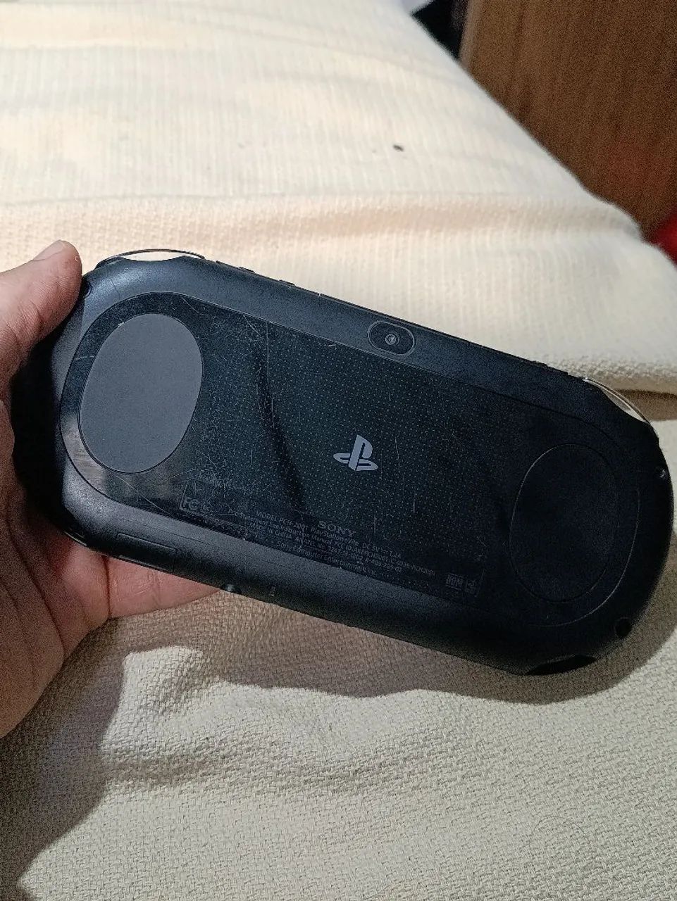 Ps Vita Slim (2000) com Case Rígida  - Foto 2