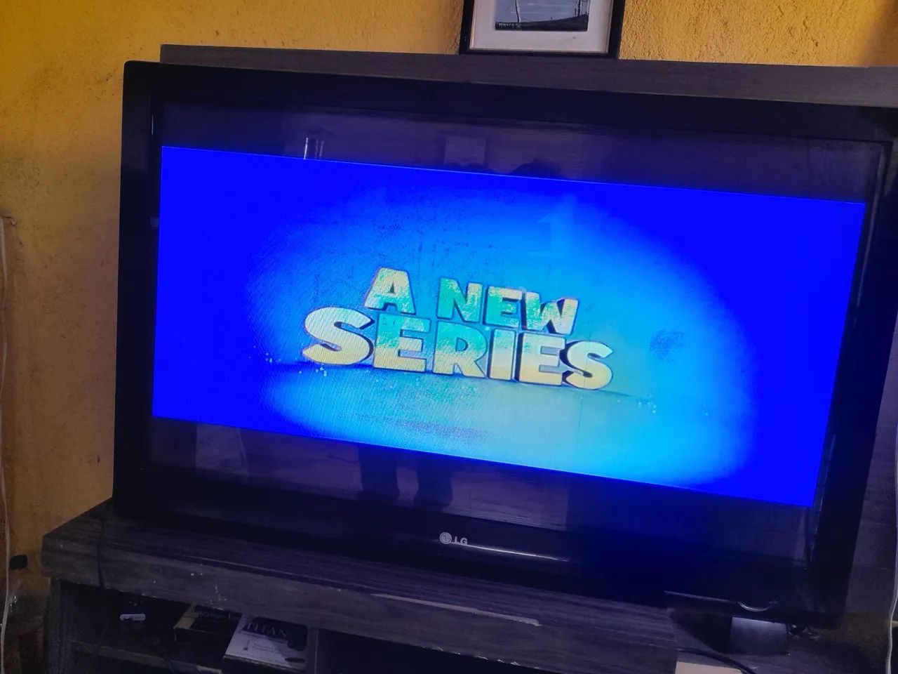 Tv 42 com varia porém da pra assistir 
