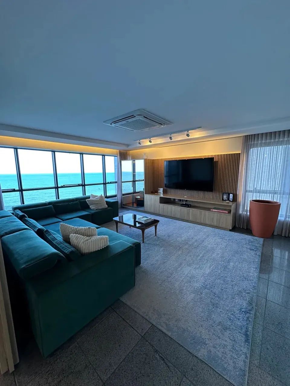 Apartamento à venda - 4 suítes - 4 vagas - Piedade - Beira Mar - Jaboatão dos Guararapes/P