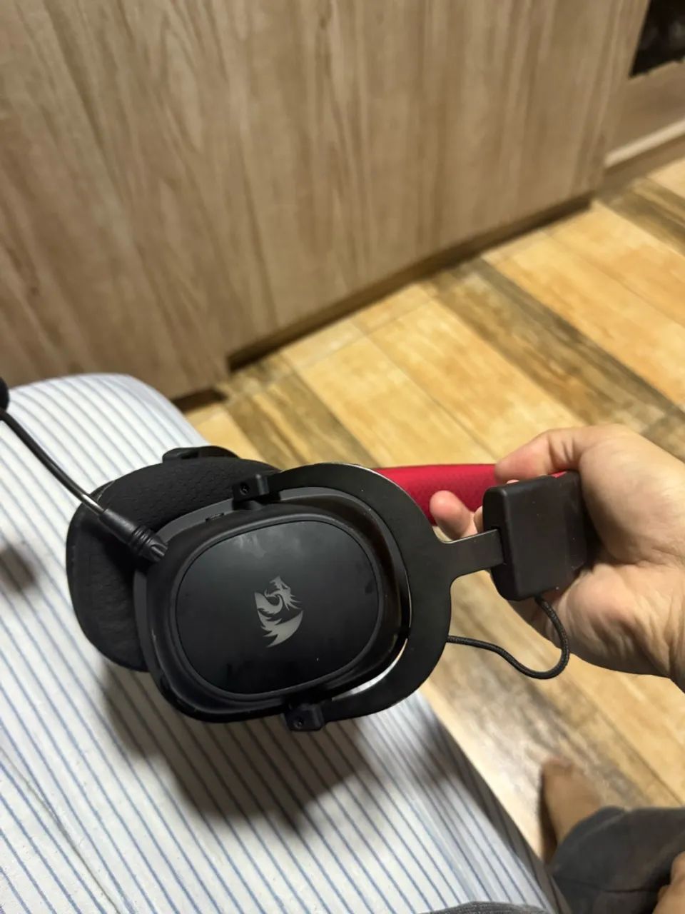Fone Red dragon Zeus pro  - Foto 4