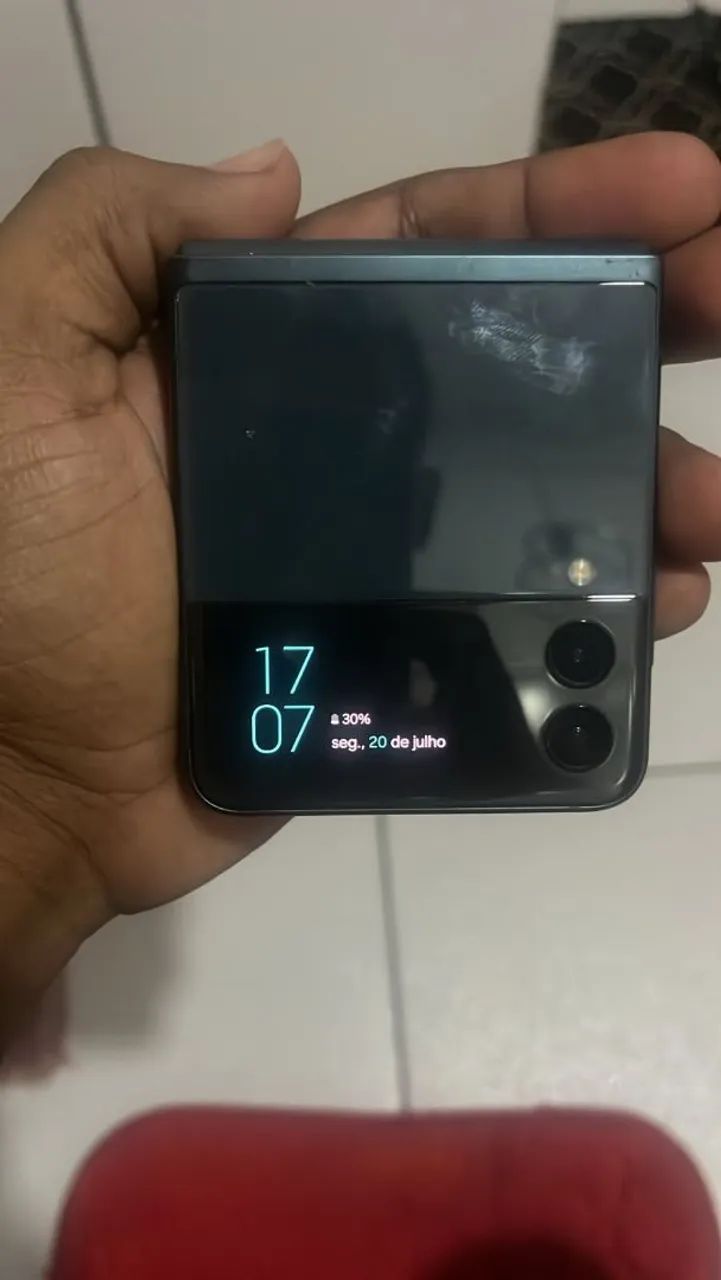 Samsung  z3 flip