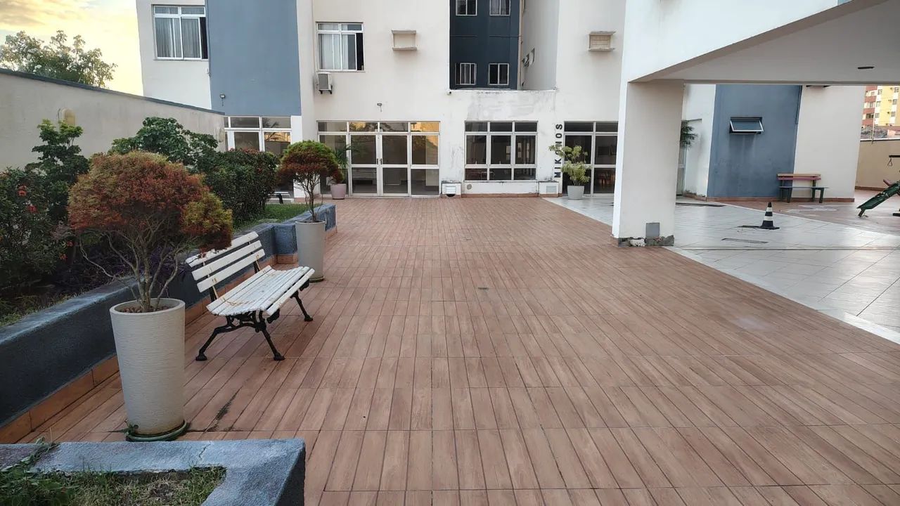 Apartamento 4/4 no centro cond mares da grecia - Foto 2