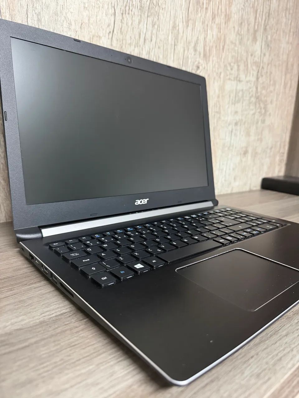 Notebook Acer core I7 oitava geração/12Gb/ SSD 240 GB Windows 11