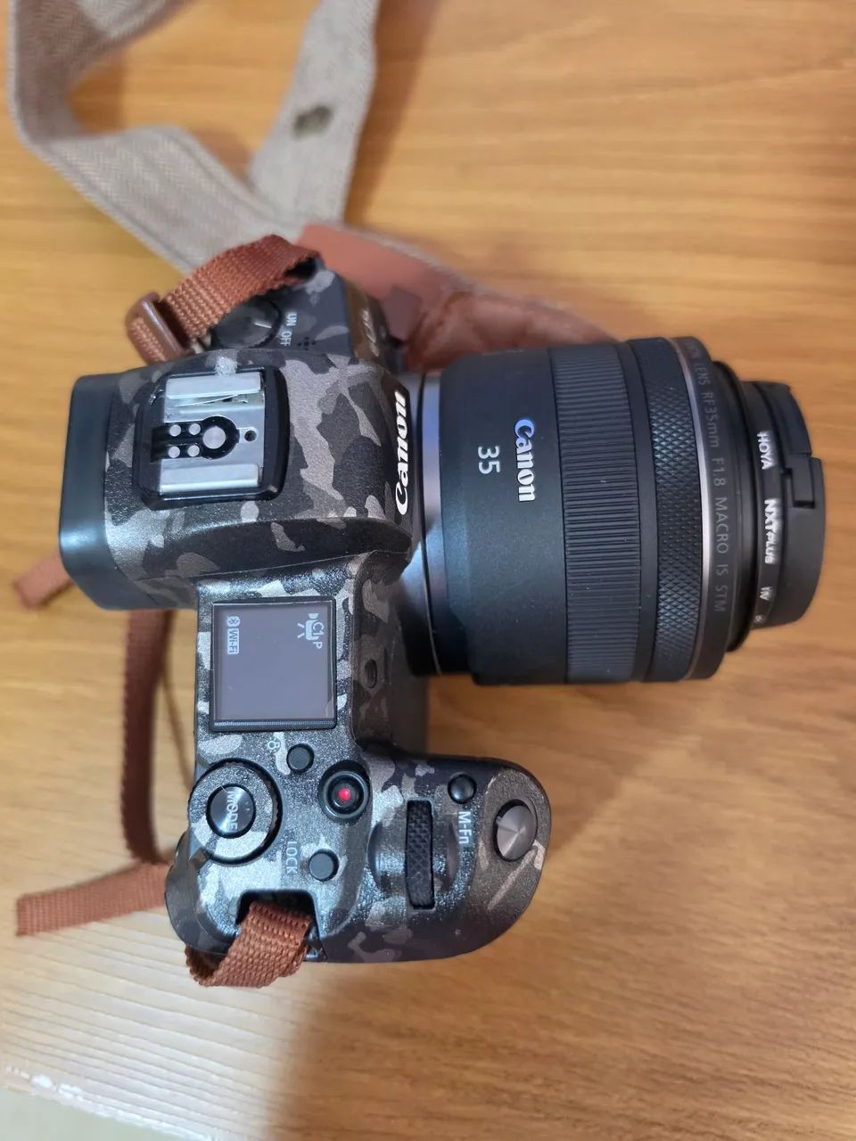 Canon R em ótimo estado. 