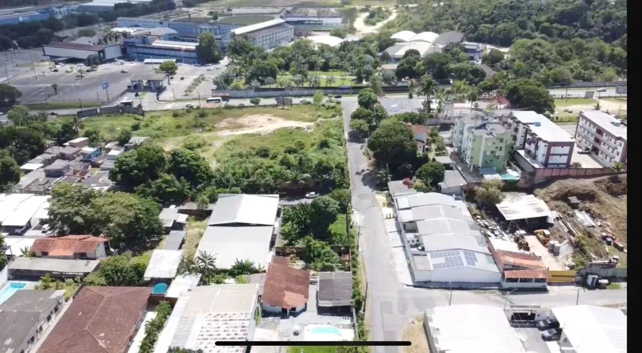 Terreno no Pq das Laranjeiras. Próximo à faculdade Nilton Lins ...