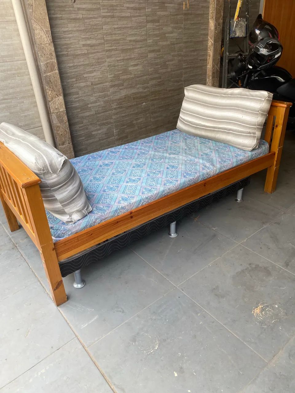 Bicama completa com colchão e almofadas  - Foto 3