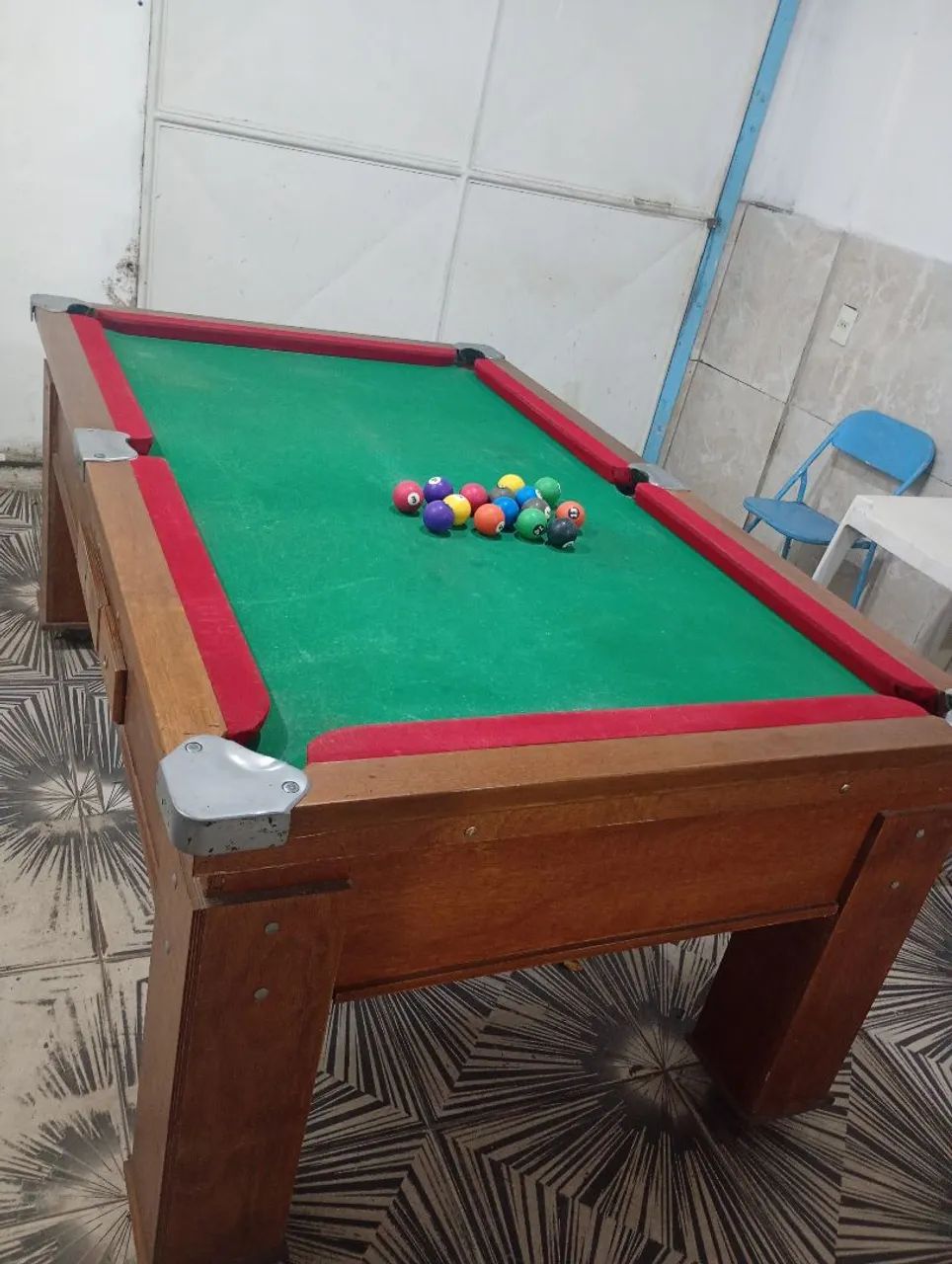 Mesa de Sinuca em ótimo estado